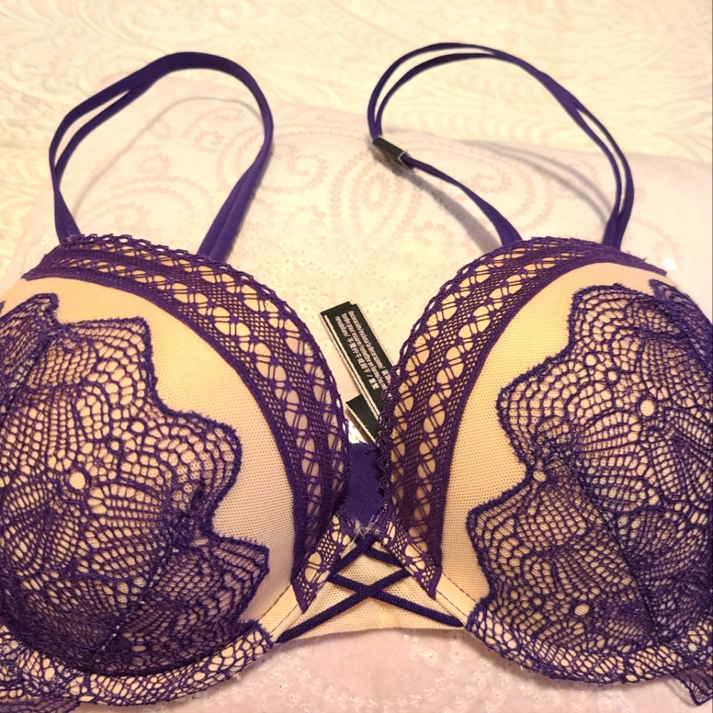 Victoria's Secret Bra Purple 34D Very Sexy Push Up